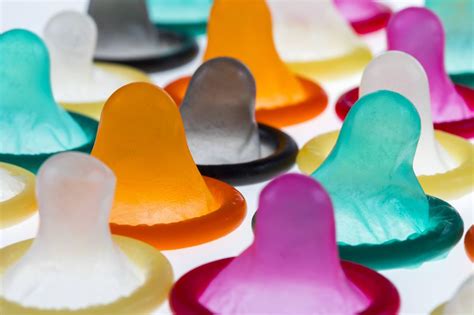 Blowjob ohne Kondom gegen Aufpreis Sexuelle Massage Thun